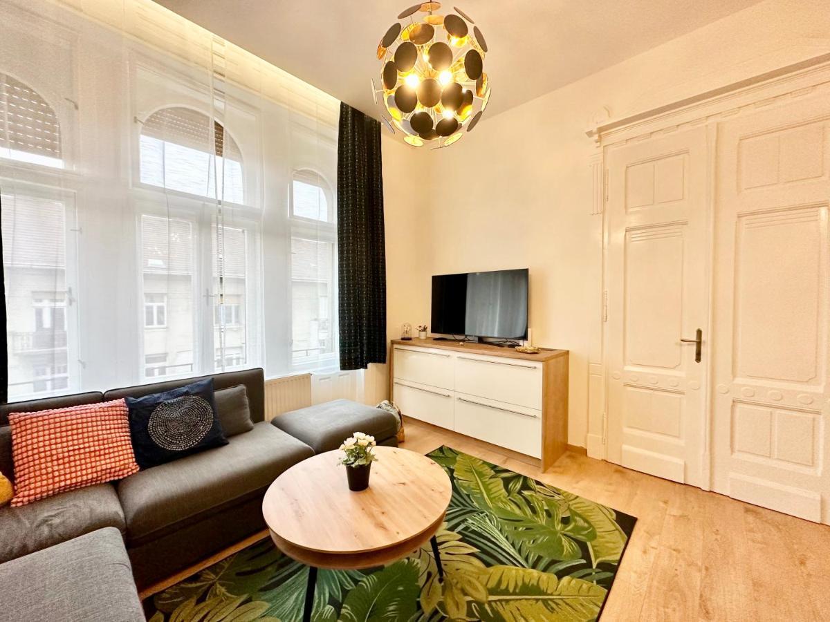 Luxory Design Apartment#Bakats#Freeparking#8Ppl Budapest Kültér fotó